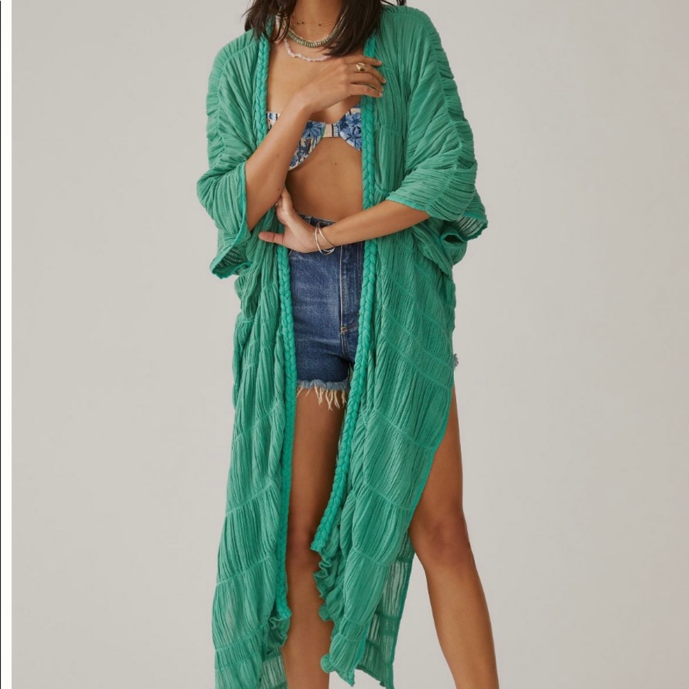 Anthropologie ruched side slit kimono